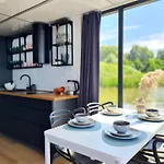 Luxury Houseboat For 2 People, By The Sea Botel